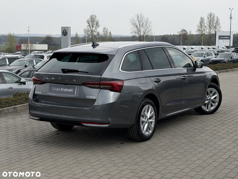 Skoda Octavia - 4