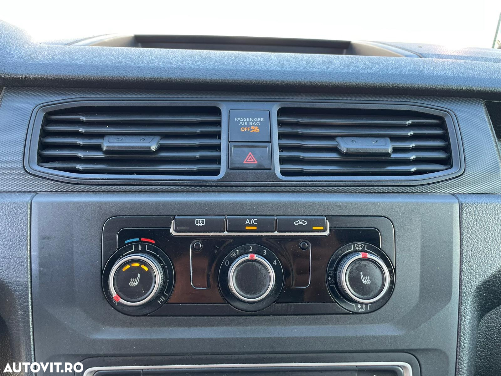 Volkswagen Caddy 2.0 TDI DSG - 23