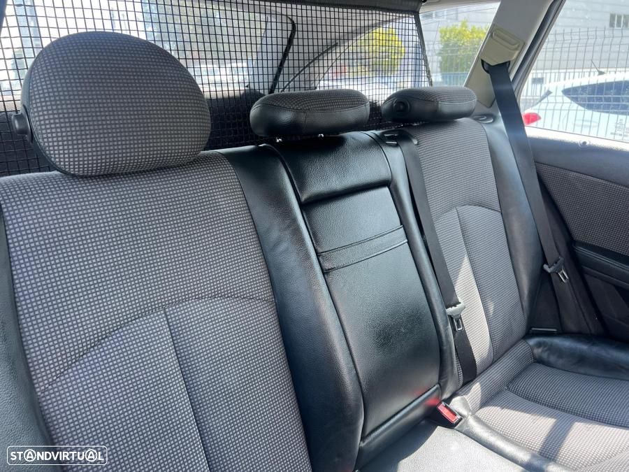 Mercedes-Benz E 200 - 7