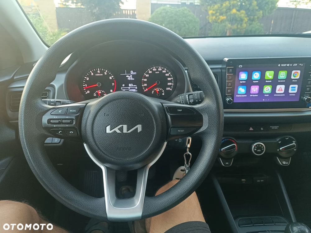 Kia Rio 1.2 M - 8