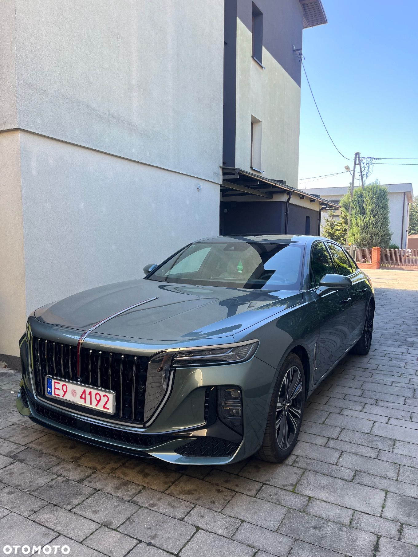 Hongqi H9 2.0T Deluxe - 1