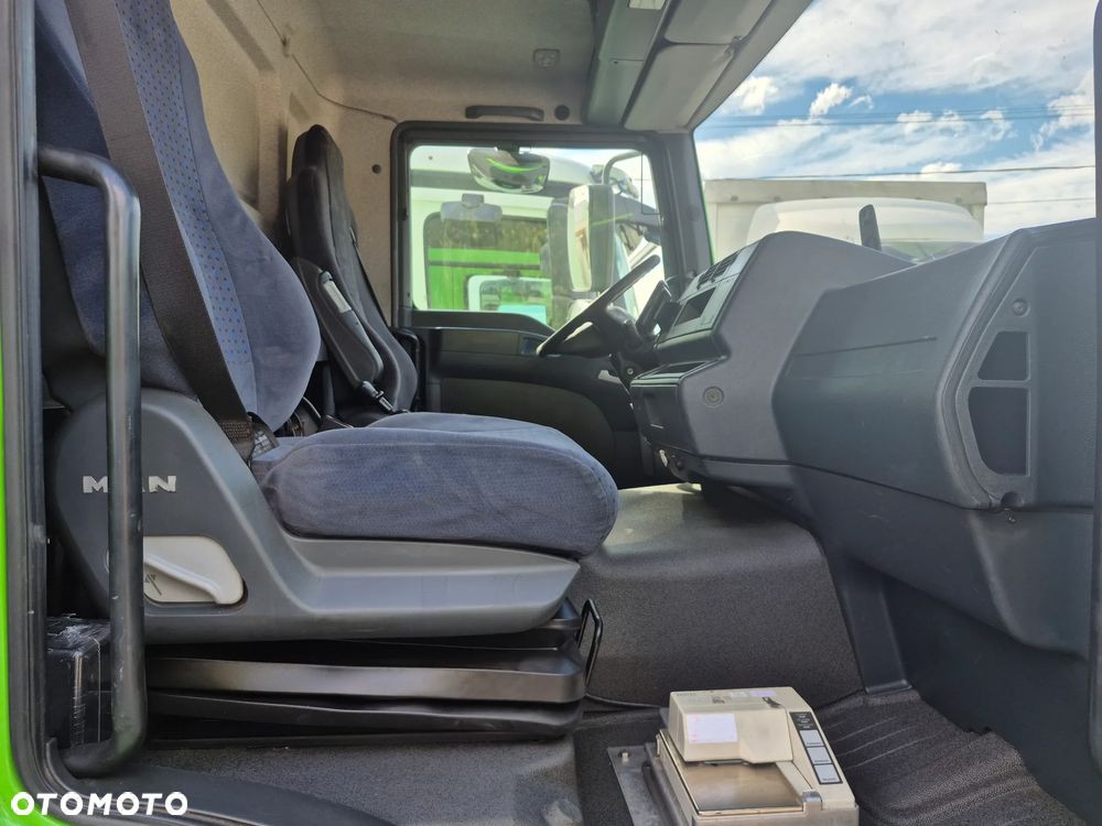 MAN AUTOCYSTERNA MAN TGM18250 - 25