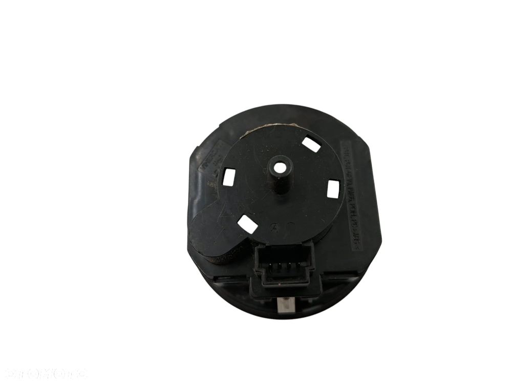 PRZEŁĄCZNIK WŁĄCZNIK ŚWIATEŁ DAF 106 XF CF 1940964 - 2