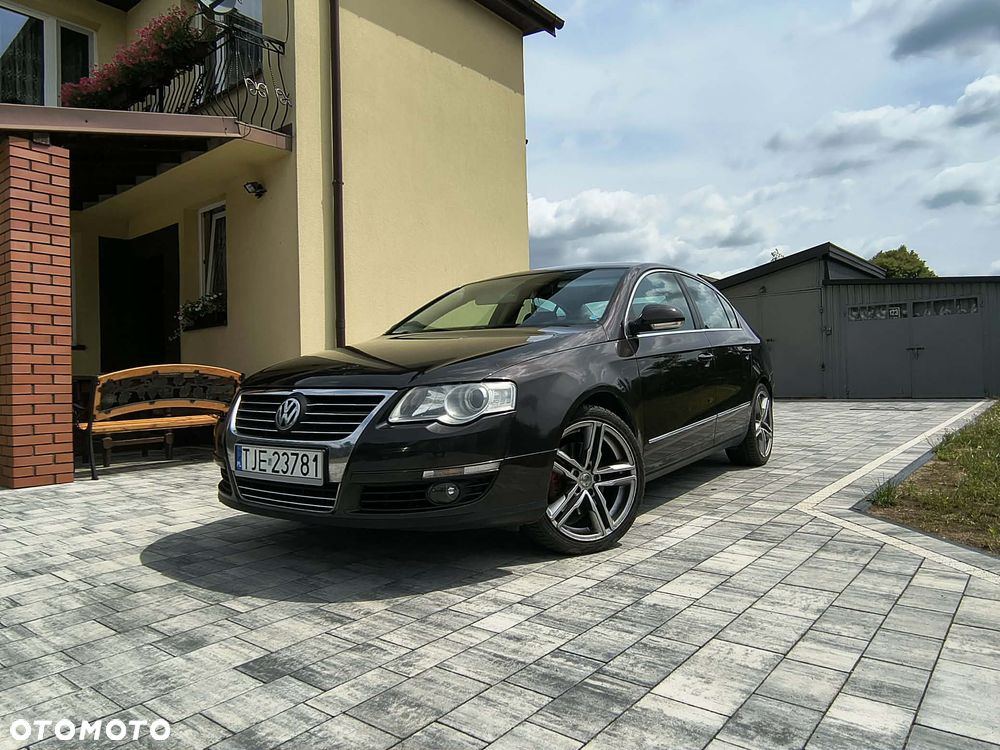 Volkswagen Passat 2.0 FSI Comfortline - 1