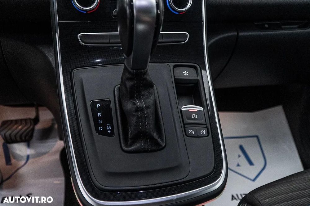 Renault Grand Scenic - 24