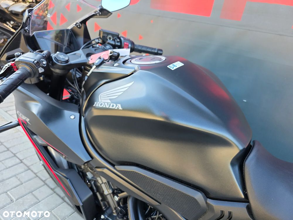 Honda CBR - 10