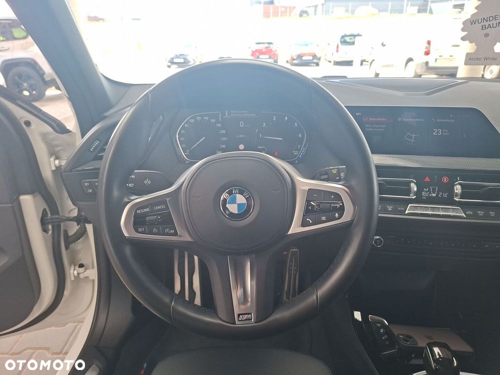 BMW Seria 1 - 17
