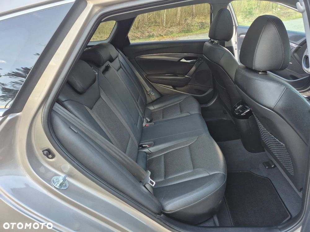 Hyundai i40 Kombi blue 1.7 CRDi DCT Premium - 28