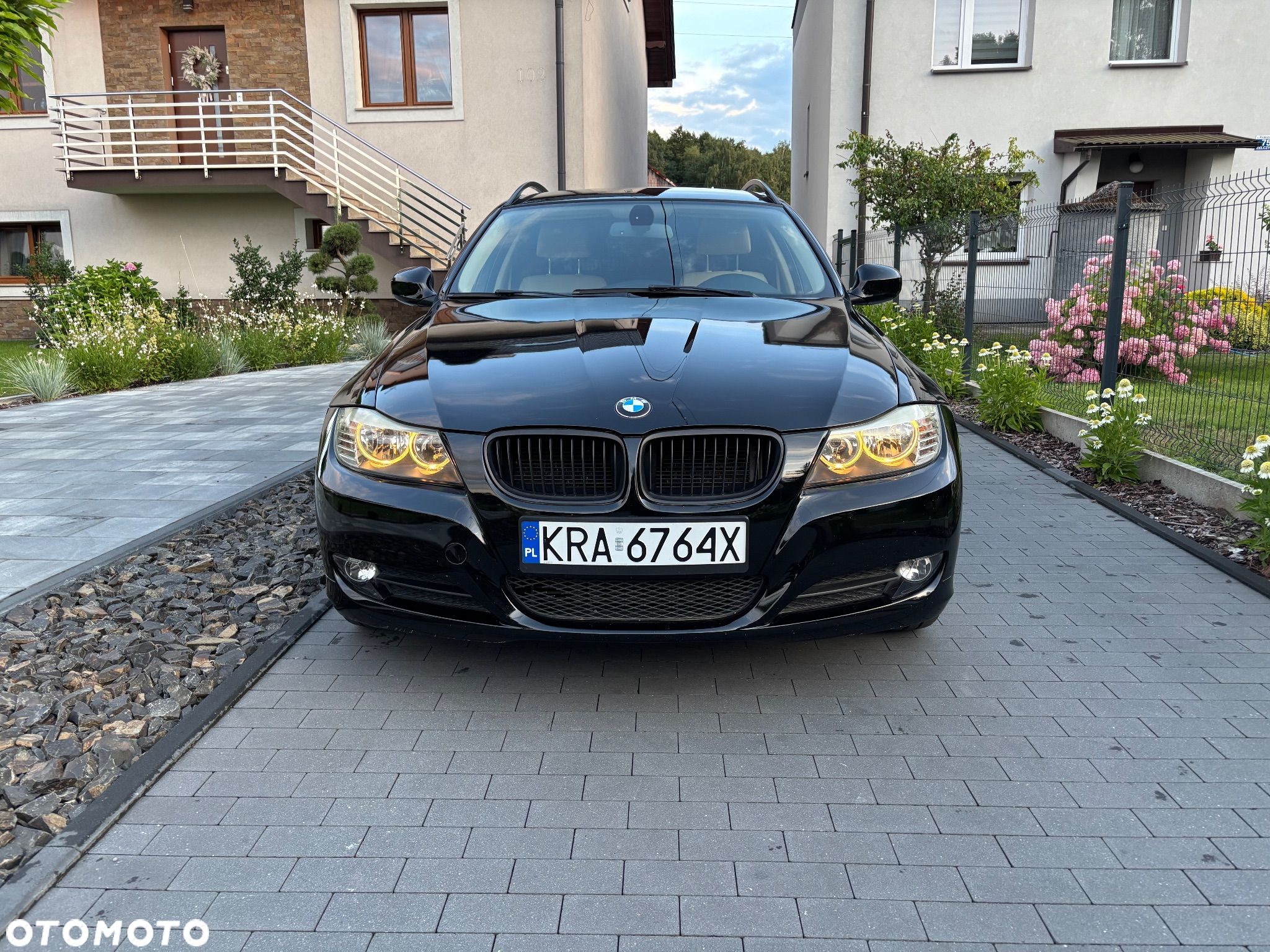 BMW Seria 3 318d - 1