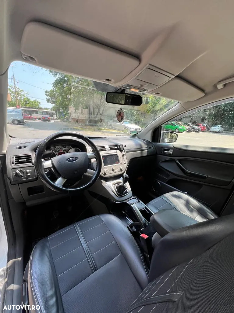 Ford Kuga 2.0 TDCi 4WD Titanium - 9