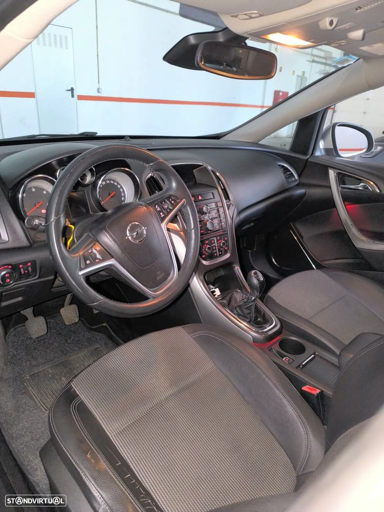 Opel Astra 1.7 CDTi Cosmo - 5