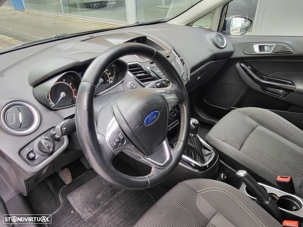 Ford Fiesta 1.0 EcoBoost Titanium - 15