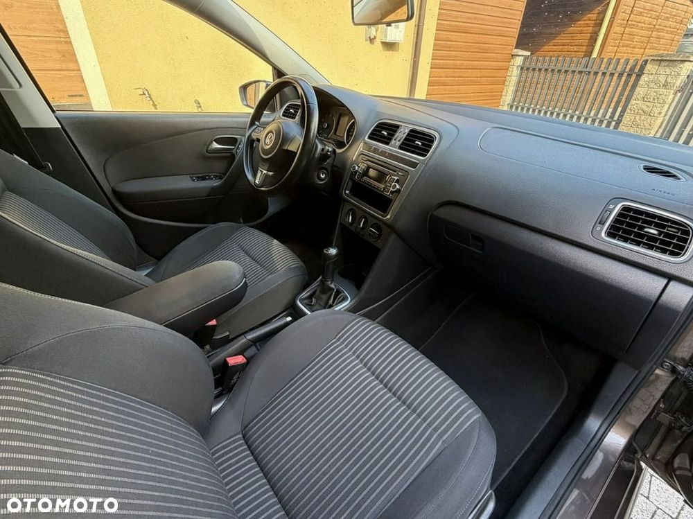 Volkswagen Polo - 13