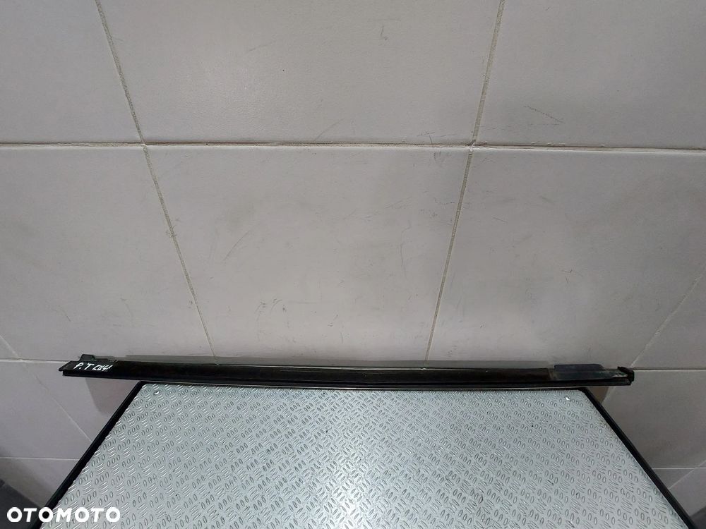 LISTWY LISTWA CHROM NA DRZWI PRAWY TYŁ FORD KUGA MK1 R2012 2,0 TDCI NR 8V41S25604B1R - 3