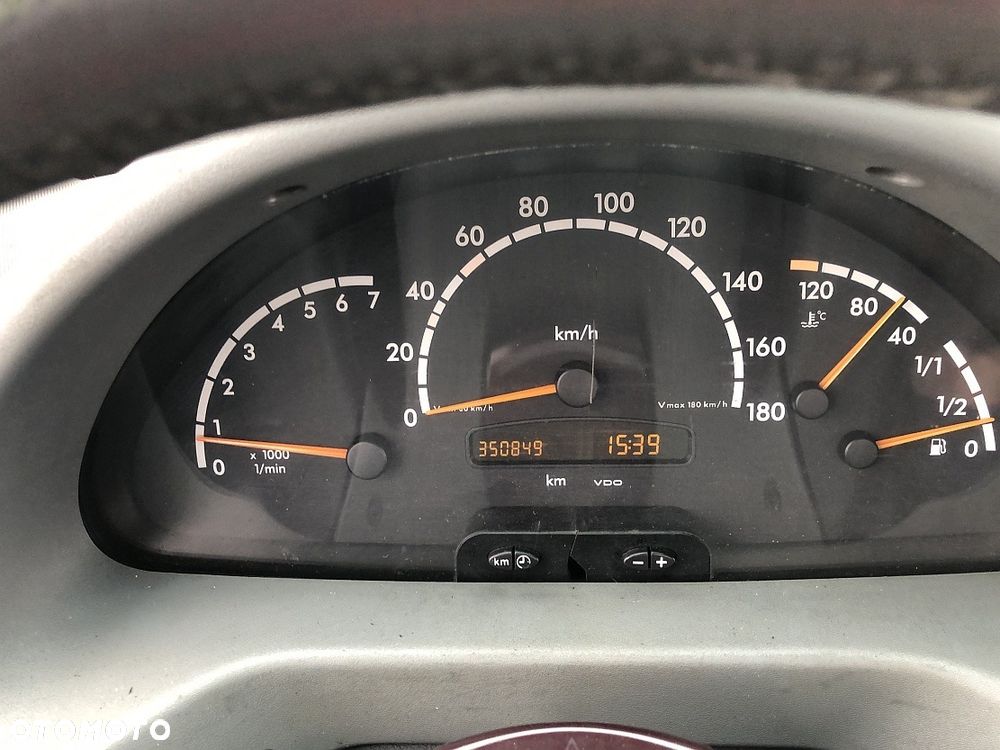 Mercedes-Benz Sprinter - 6
