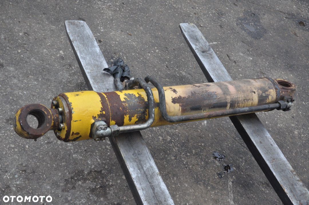 SIŁOWNIK HYDRAULICZNY KOMATSU PW 75R 95 DŁ. 97 CM - 1