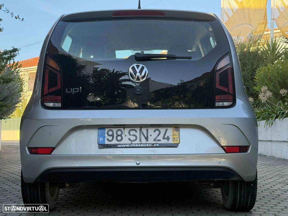 VW Up! 1.0 Move Auto - 23