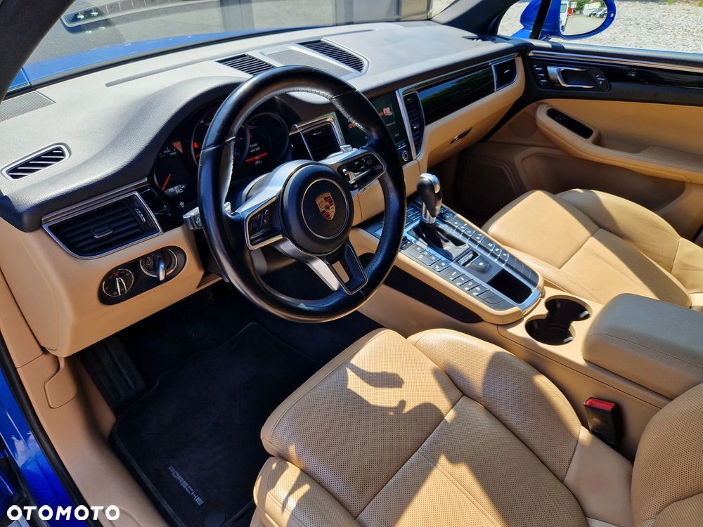 Porsche Macan - 10