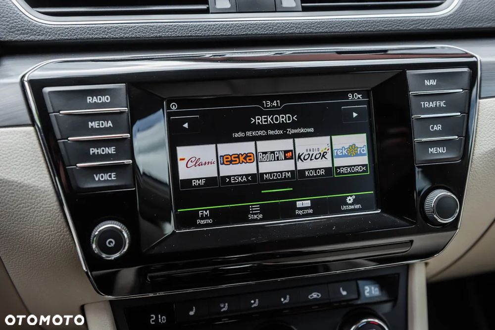 Skoda Superb 2.0 TSI Sportline DSG - 13