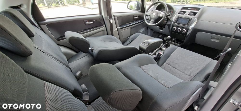 Suzuki SX4 1.6 VVT 4x2 Comfort - 18