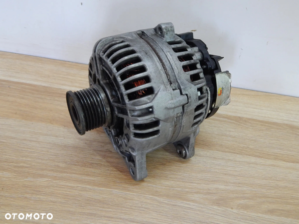 Alternator 2.5 dci  MASTER II movano Trafic II vivaro interstar 03-12 Łuków części