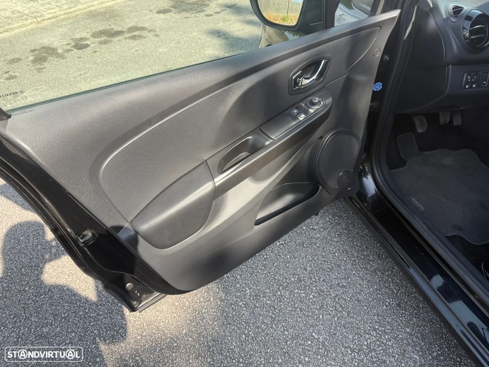 Renault Clio TCe 90 Luxe - 9