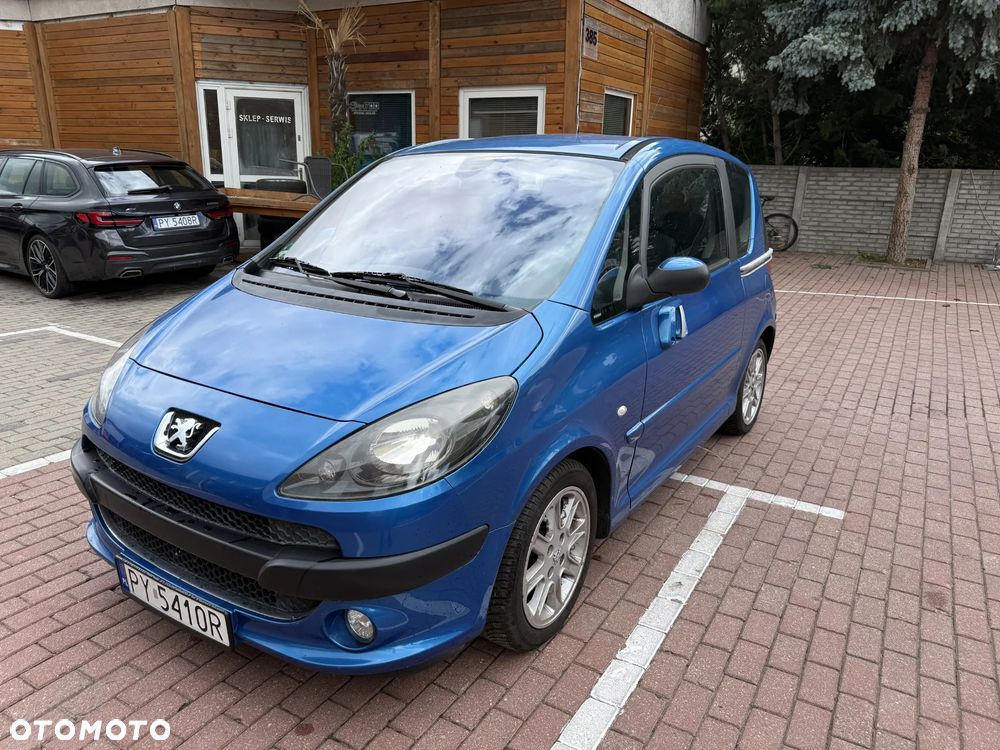Peugeot 1007 - 1