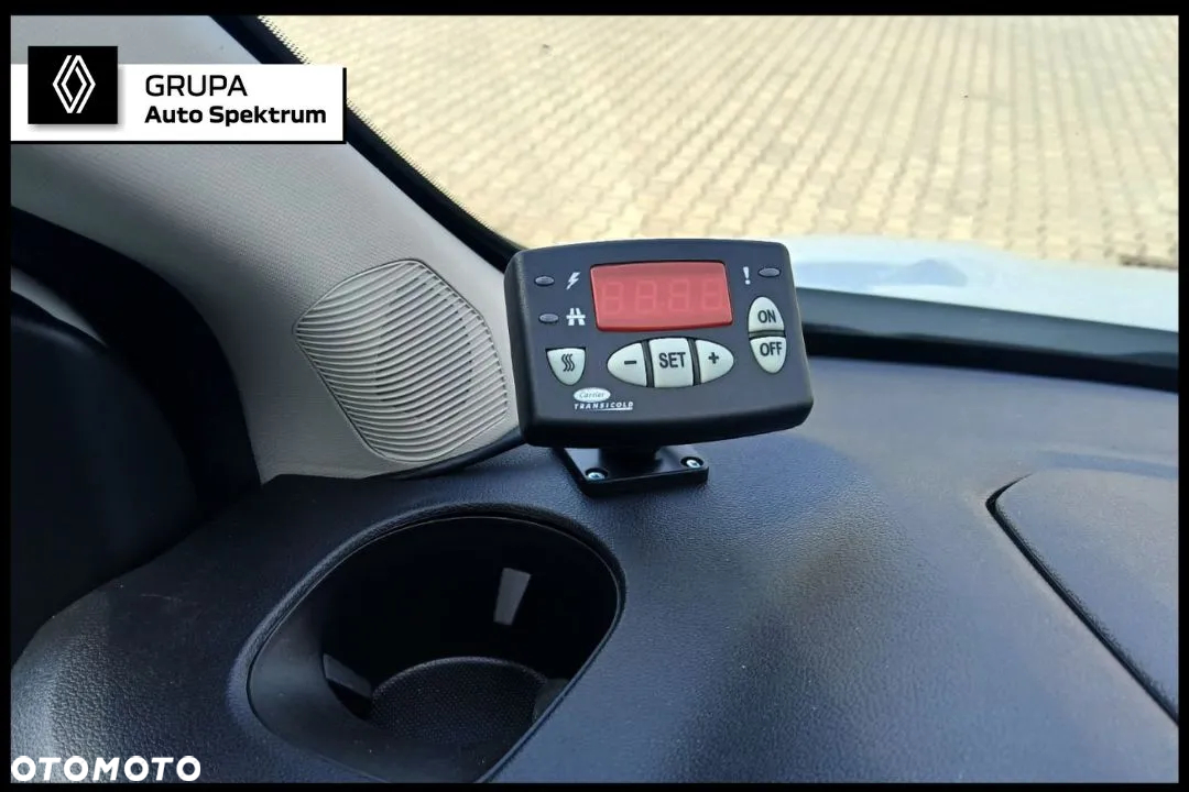 Renault Trafic - 19