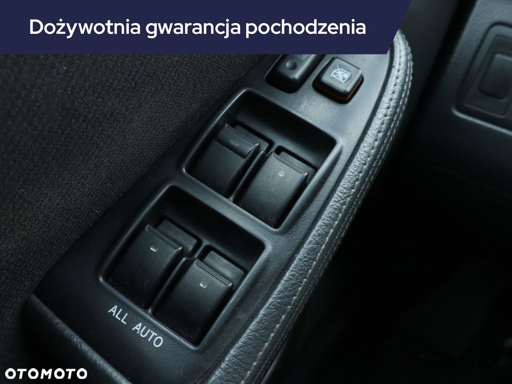 Toyota Avensis - 17
