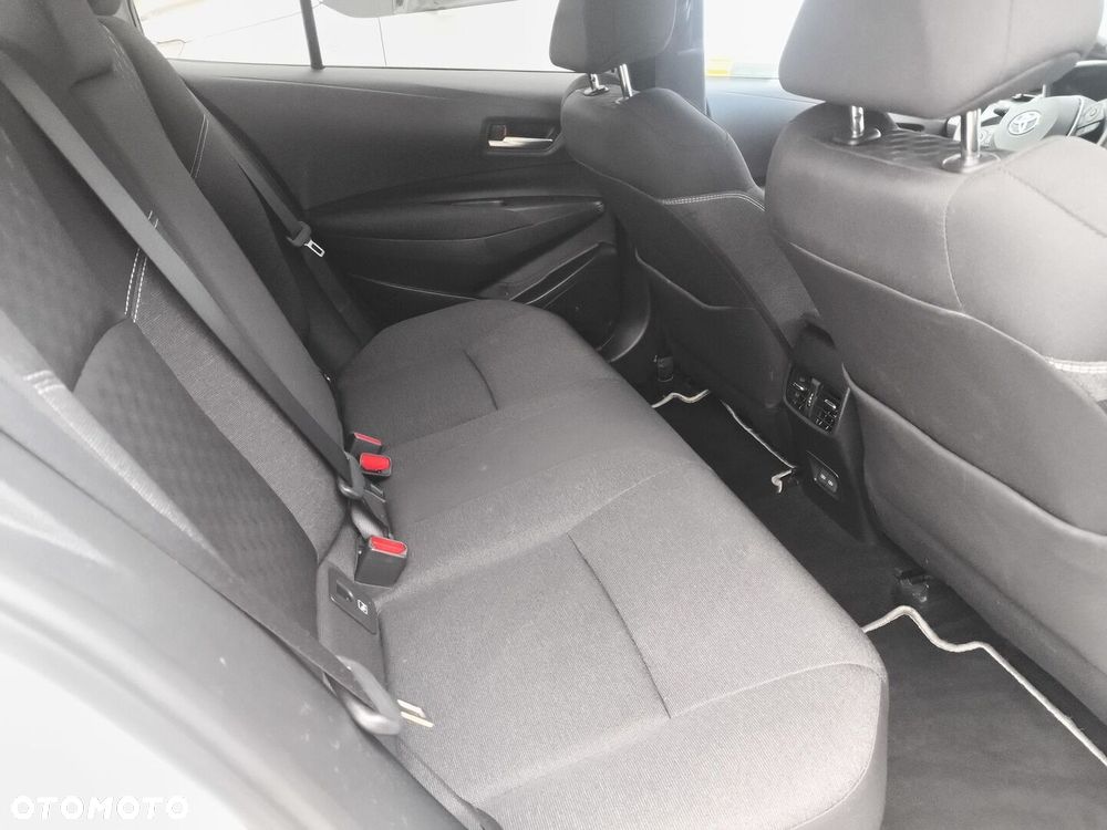 Toyota Corolla 1.8 Hybrid Style - 11