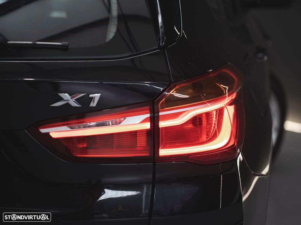 BMW X1 16 d sDrive Line Sport - 13