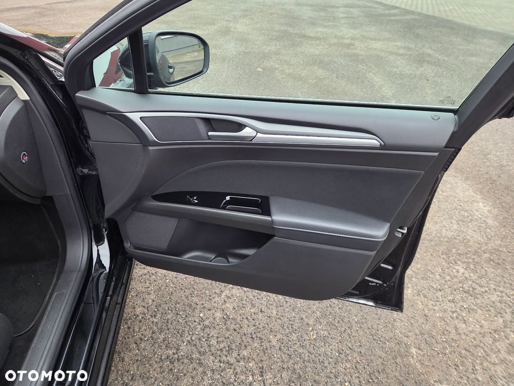 Ford Mondeo 2.0 TDCi Trend - 24