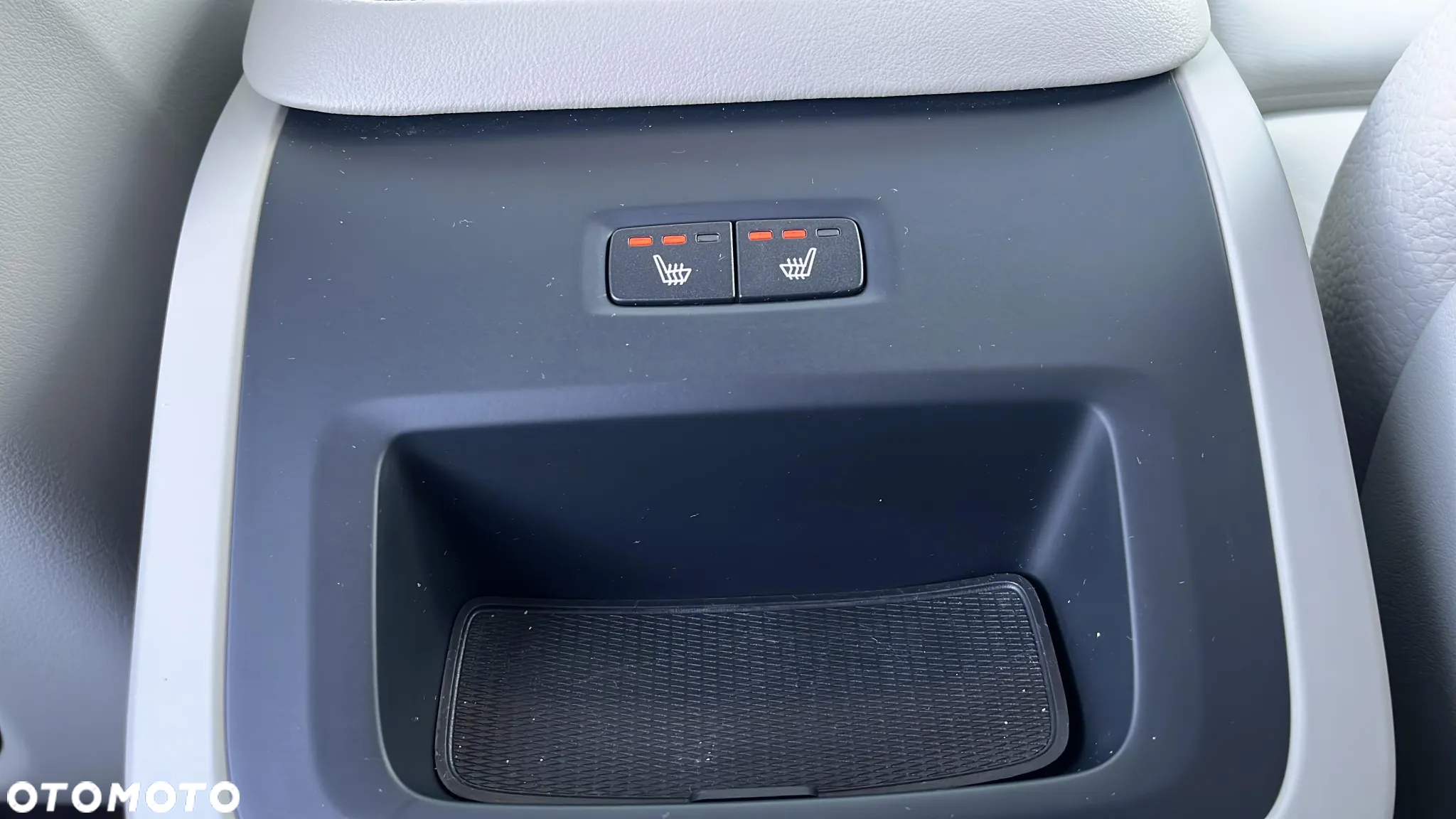 Volvo XC 90 - 25