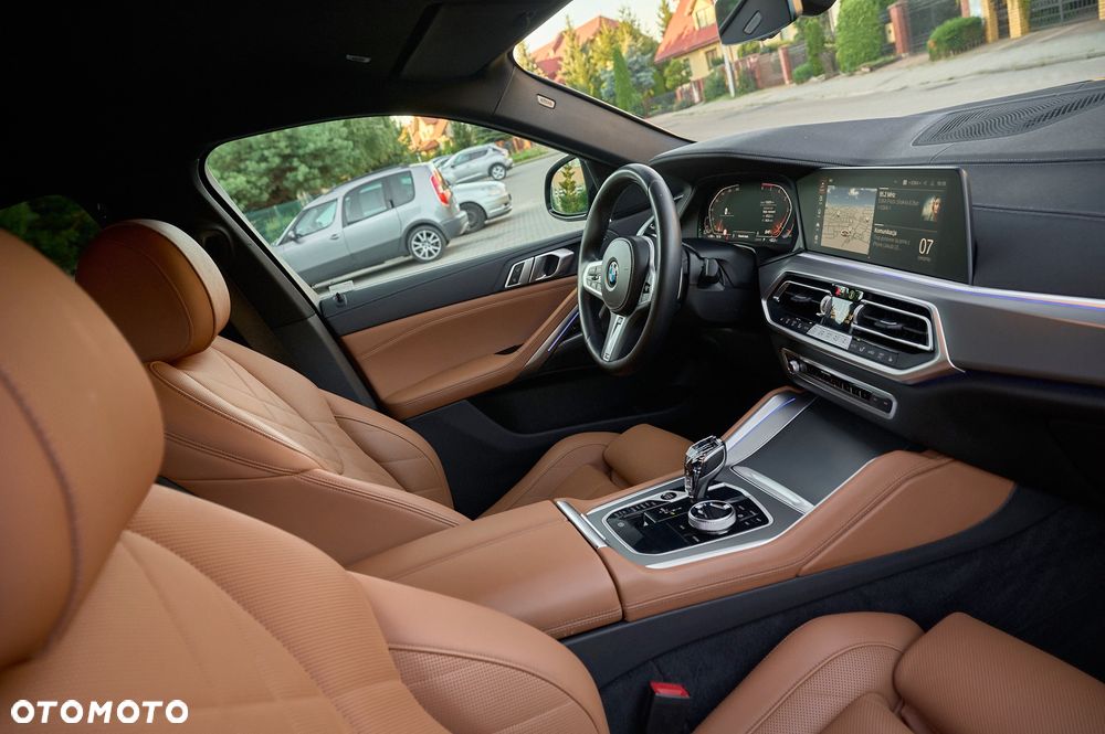 BMW X6 xDrive40d mHEV - 29