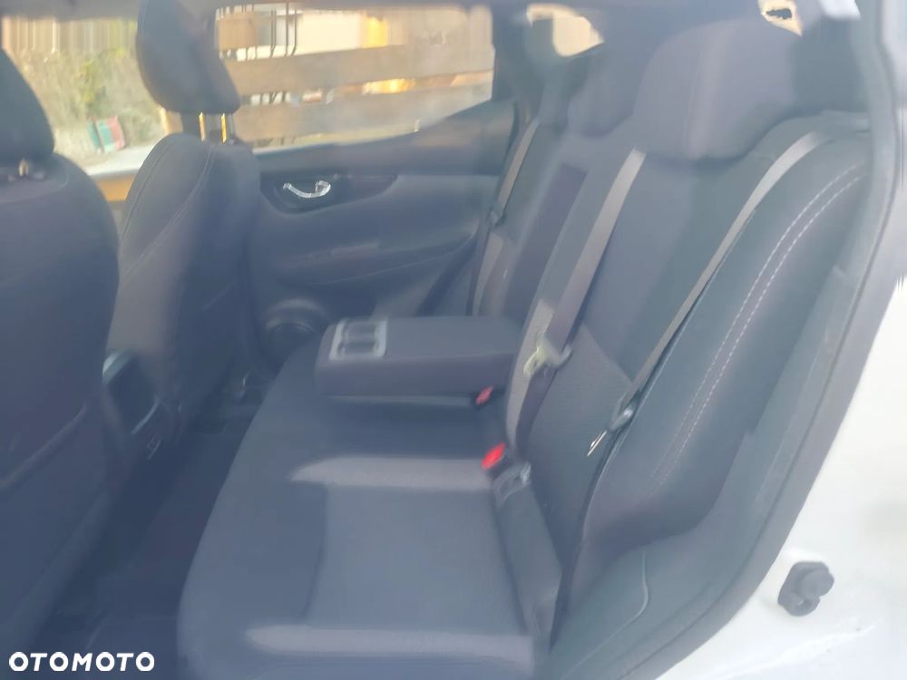 Nissan Qashqai 1.5 dCi Tekna - 12