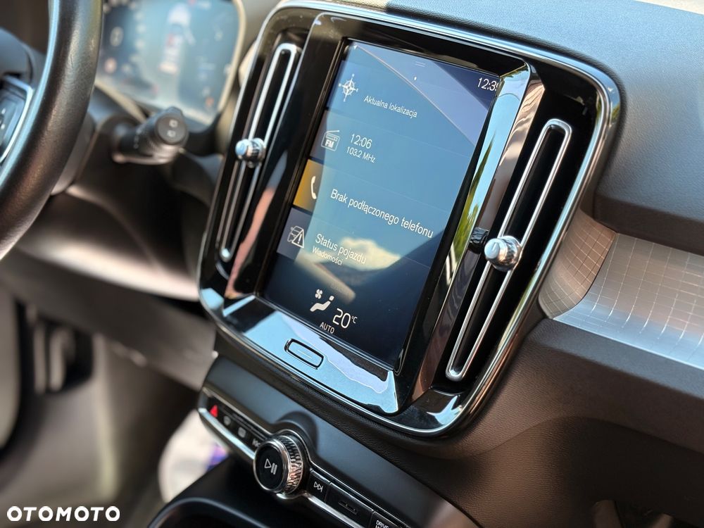 Volvo XC 40 D3 Momentum - 28