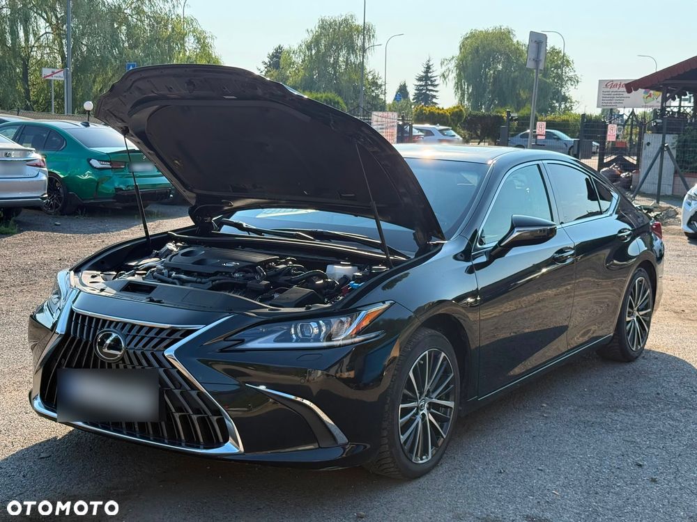 Lexus ES 300h Prestige - 3