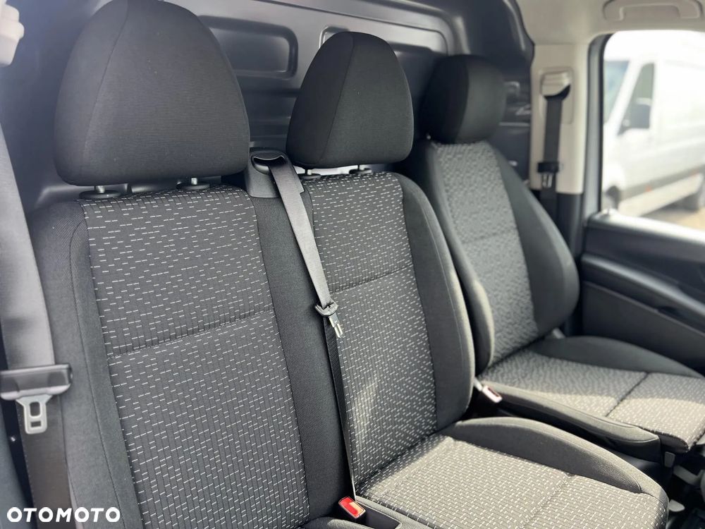 Mercedes-Benz Vito - 12