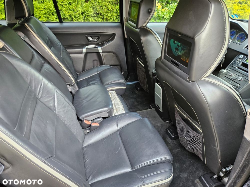 Volvo XC 90 - 33