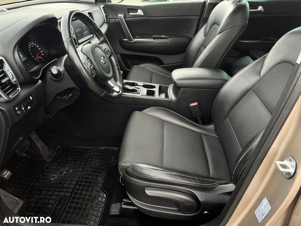 Kia Sportage - 10