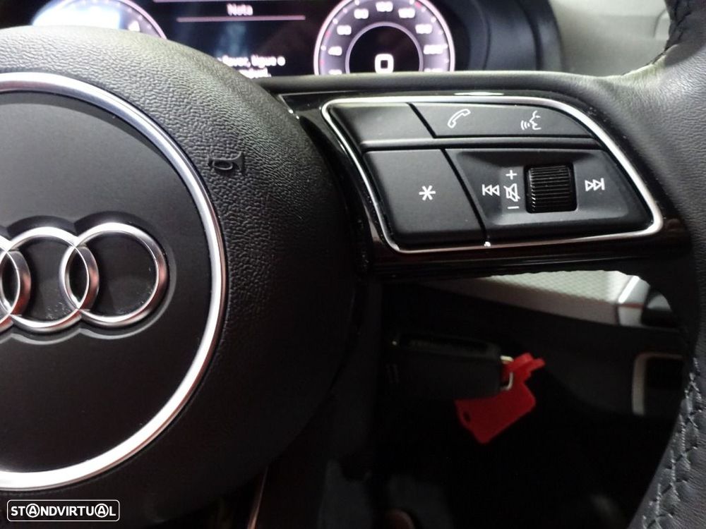 Audi Q2 30 TDI Advanced - 19