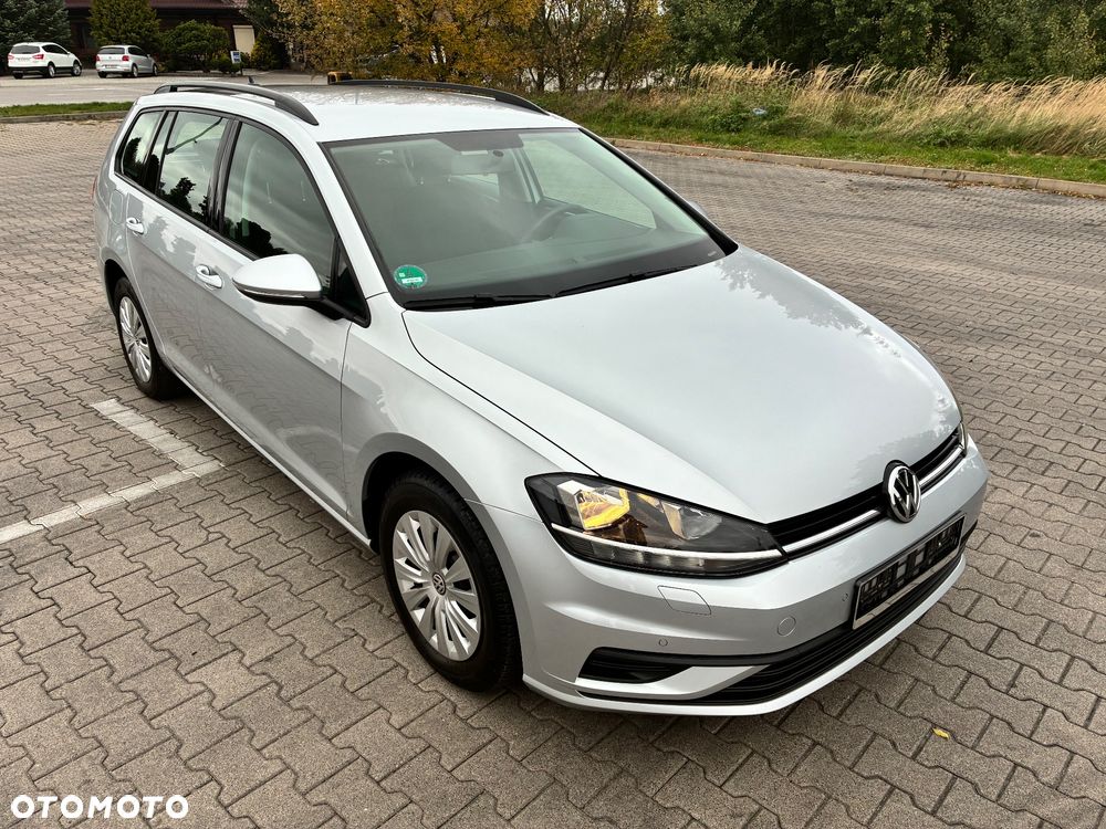 Volkswagen Golf 1.6 TDI SCR Comfortline - 2