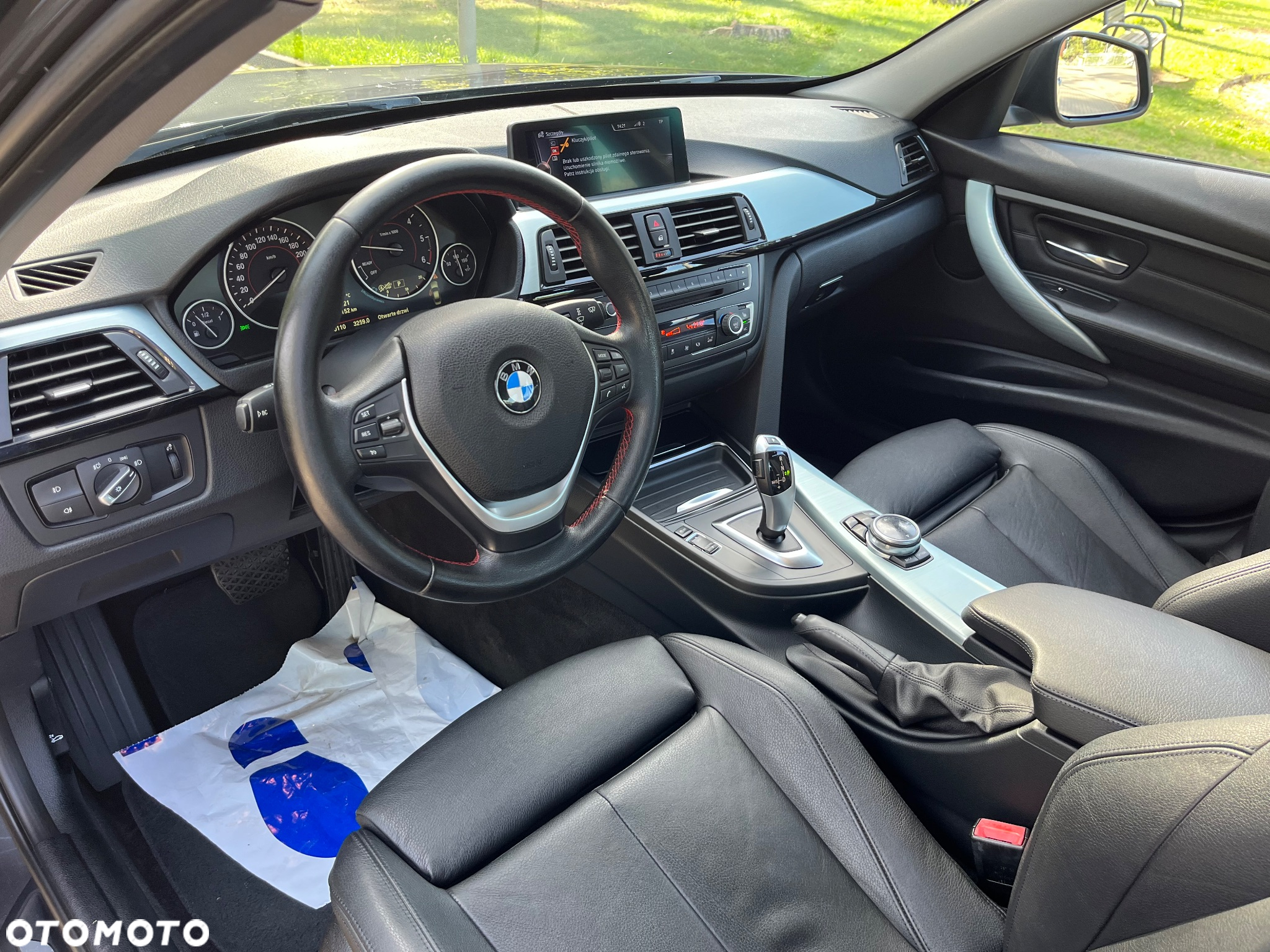 BMW Seria 3 318d Touring Sport Line - 22