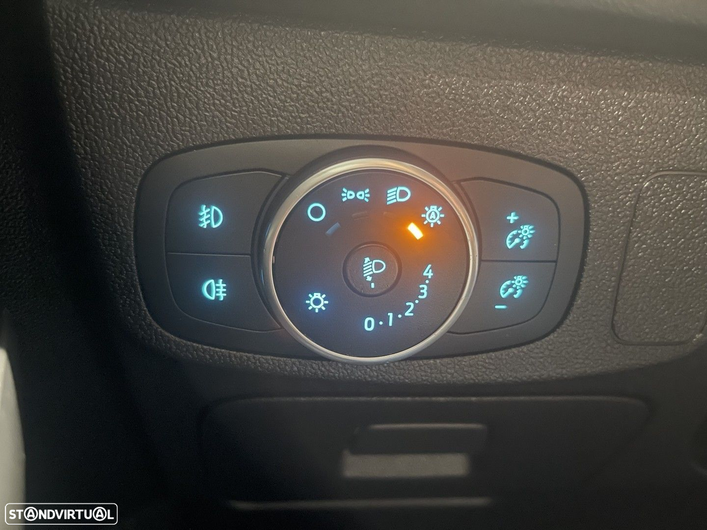 Ford Focus SW 1.0 EcoBoost Active X Aut. - 31