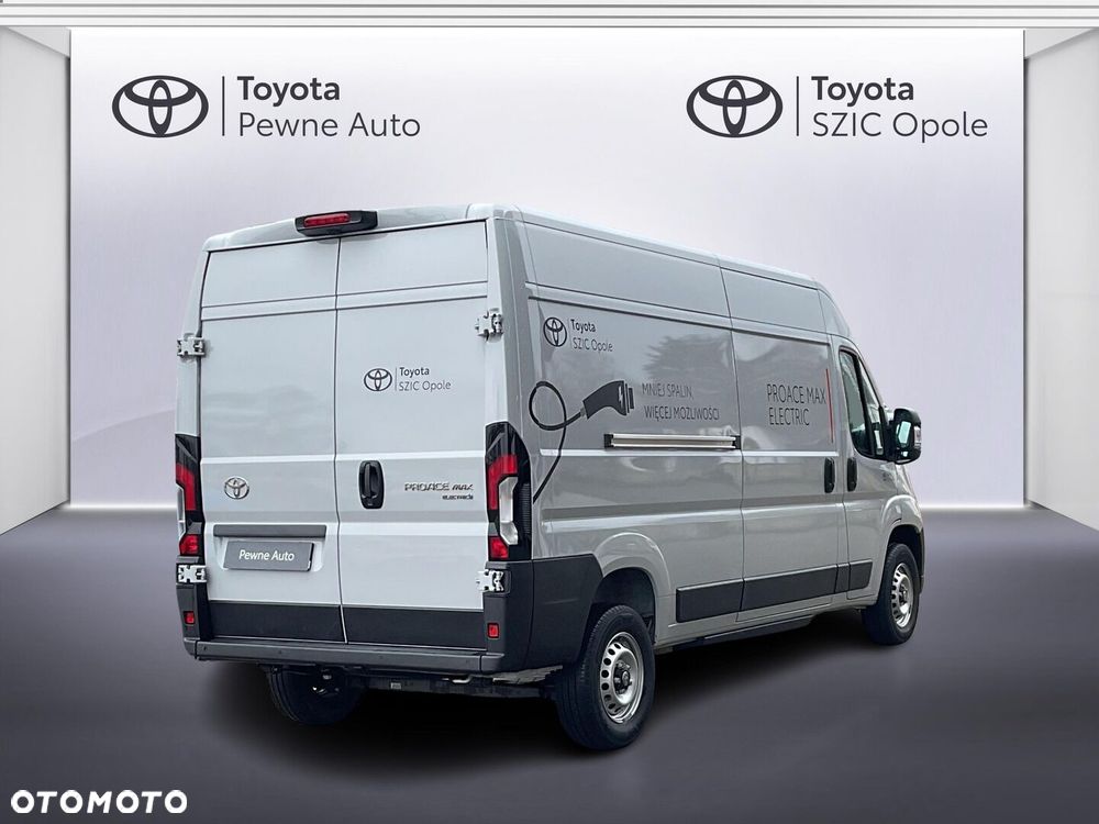 Toyota PROACE MAX - 13