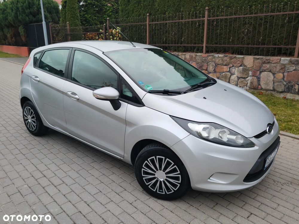 Ford Fiesta - 9