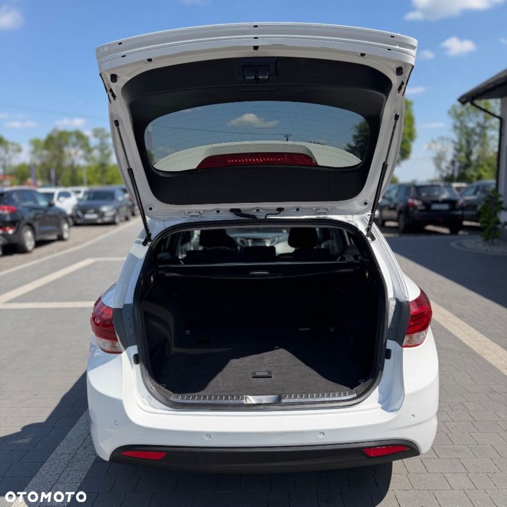 Hyundai i40 - 35