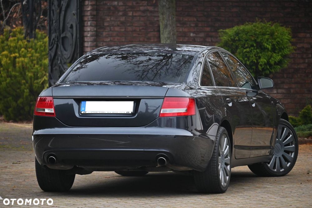 Audi A6 Limousine 3.2 FSI Quattro Tiptronic - 22