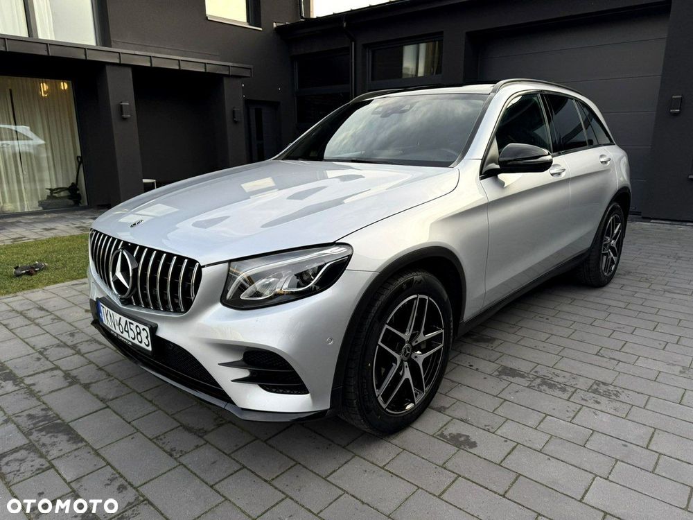 Mercedes-Benz GLC - 29