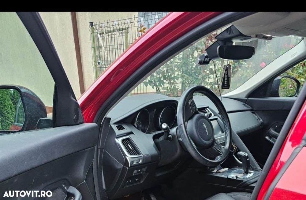 Jaguar E-Pace D150 AWD S - 2